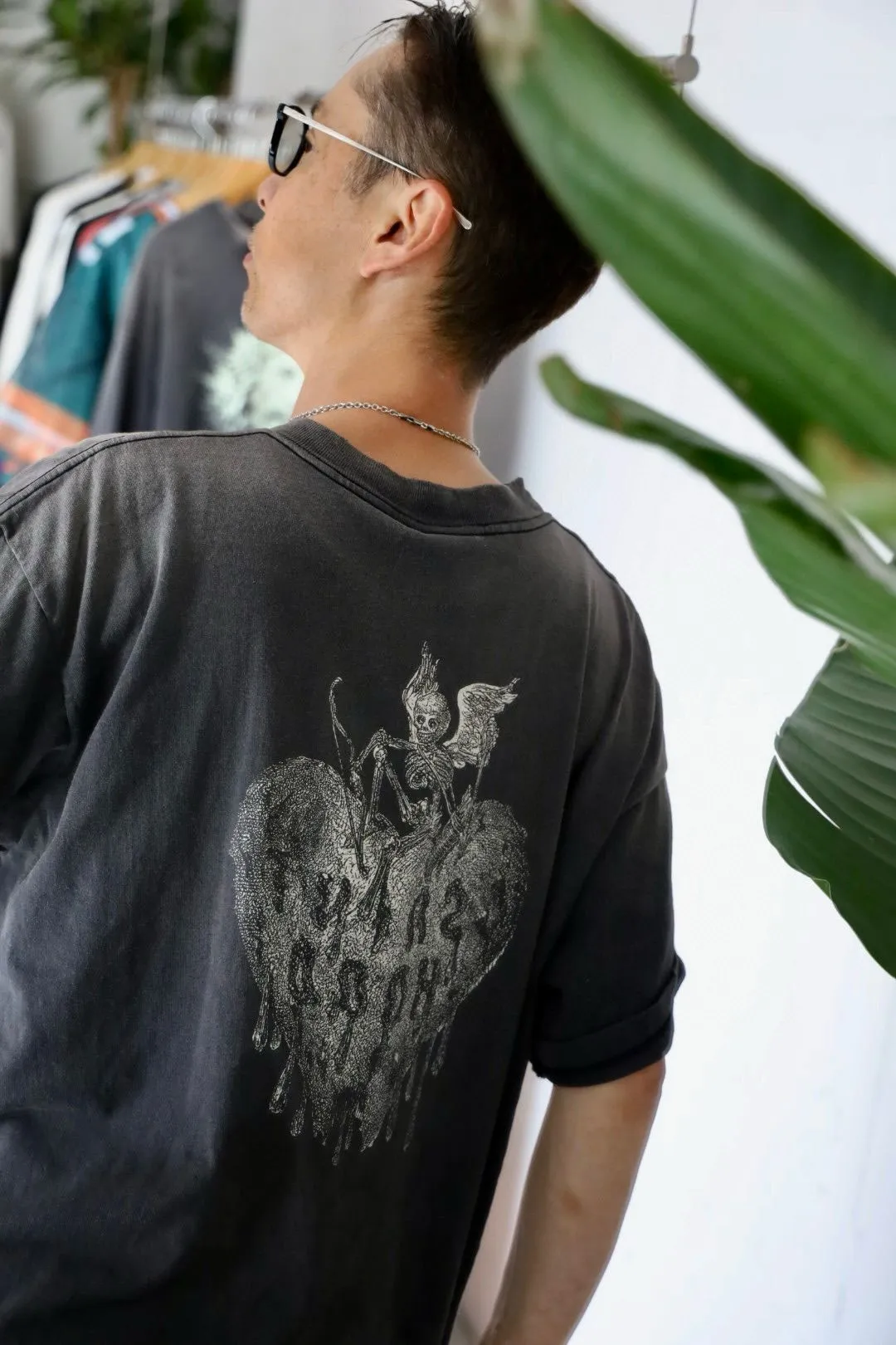 SAINT Mxxxxxx × NEIGHBORHOOD STHD . SS TEE FEARLESS/BLK NBHD Takizawa Shinsuke co-branded whiskey label/love skull angel distressed short sleeves washed black S-XL tube weave without side seam fabric ready-made Assute dyeing custom-woven NBHD co-branded main mark washed mark truly correct version top-level printing process restoration distressed treatment